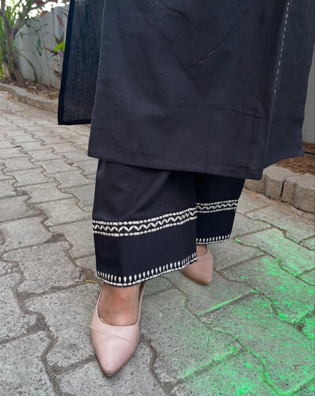 Black Cotton Kurta and Pant Set with White Floral Embroidered