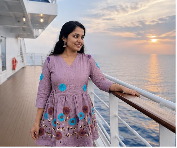 Mauve Multicolor Floral Embroidered Short Kurta
